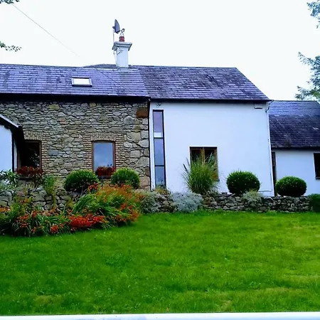 The Village Apartamento Moate