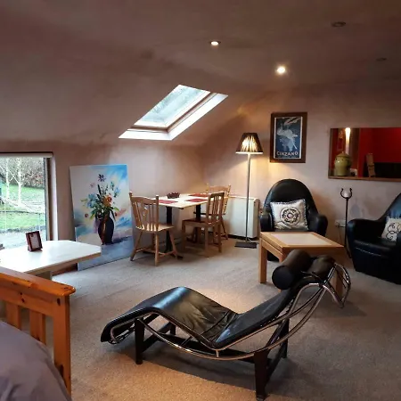 The Village Apartamento Moate